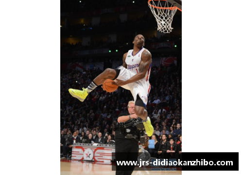 拉文引领扣篮盛宴 NBA全明星扣篮大赛精彩回顾